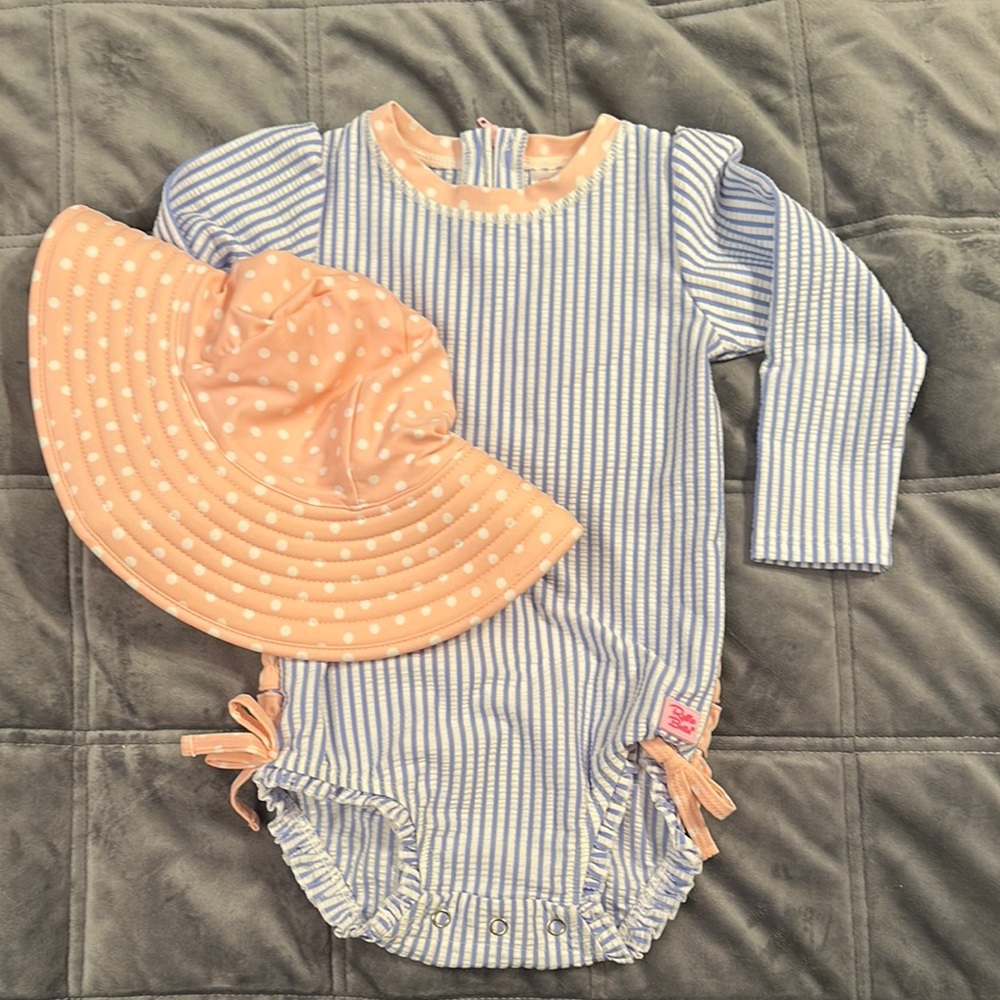Ruffle Butts swimsuit with sun hat 18-24m